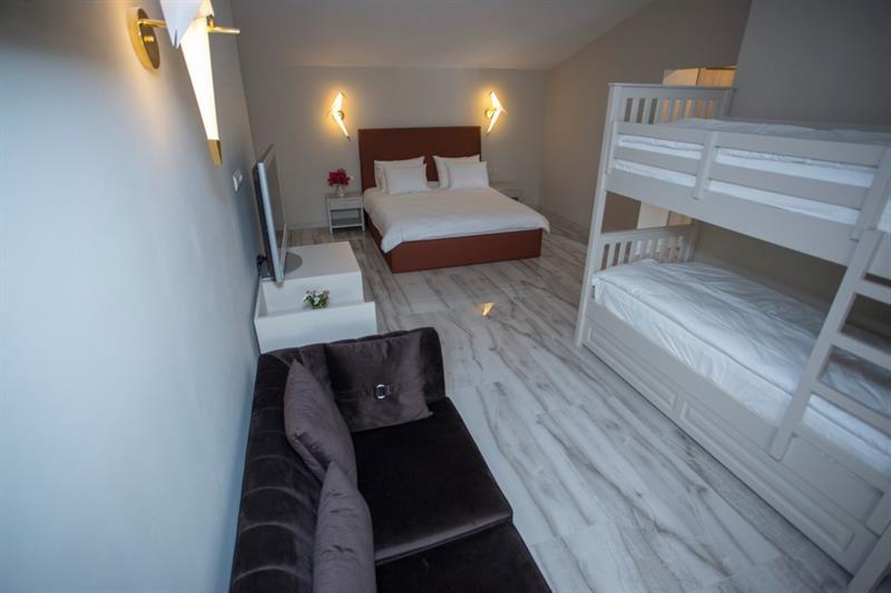 Downtown Hotel Batumi Exteriör bild