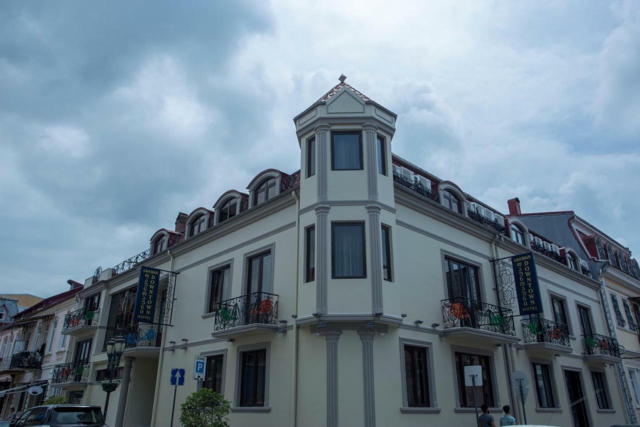 Downtown Hotel Batumi Exteriör bild
