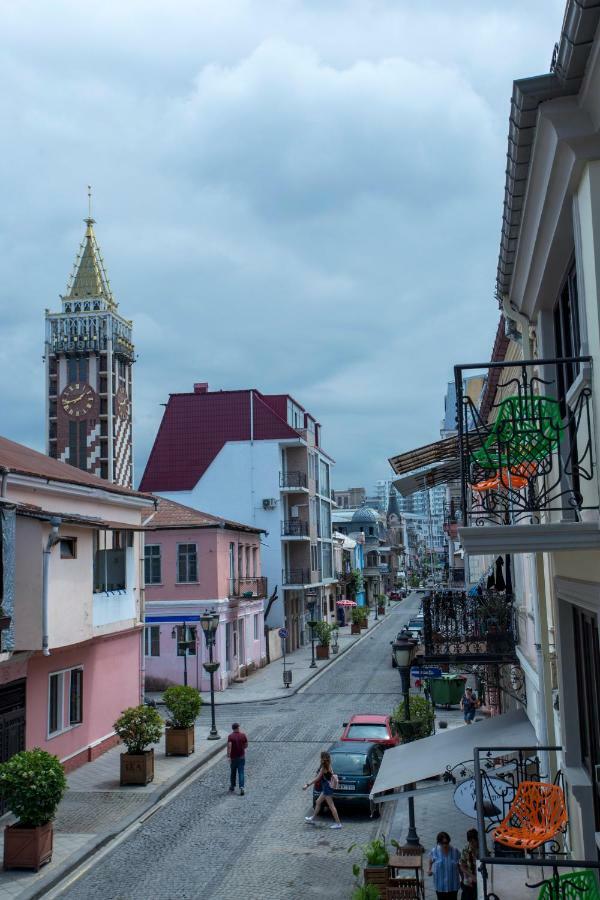 Downtown Hotel Batumi Exteriör bild